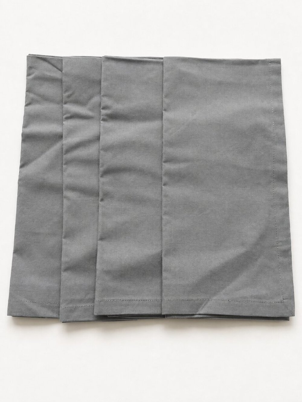 CB2 Crate & Barrel Poplin Dinner Napkins in Grey Gray x4 -New- Rare/Discontinued